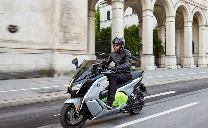 2017 BMW second generation C Evolution e-scooter on the Track