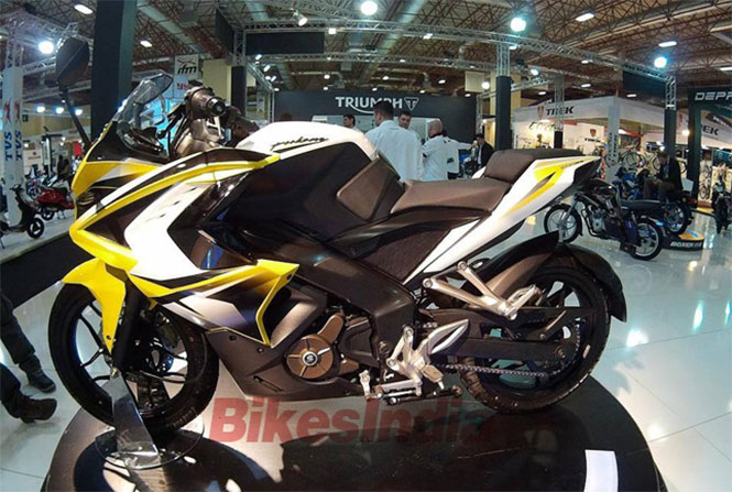 Bajaj-Pulsar-200-SS