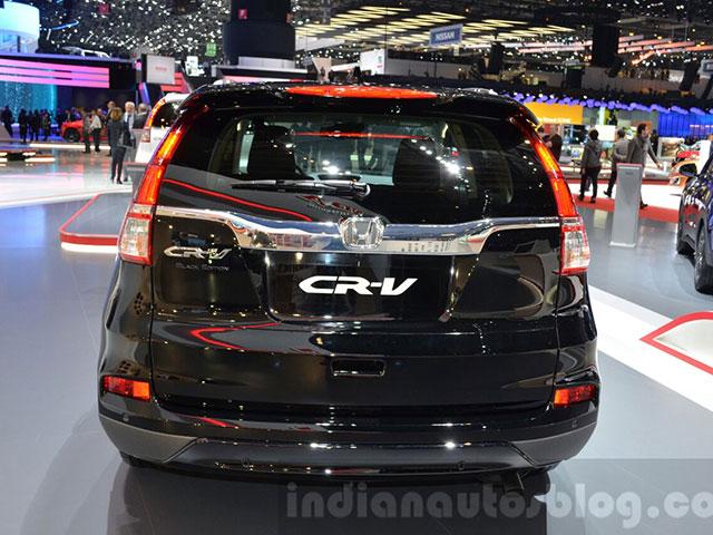 2016 Honda CR-V Black Edition rear