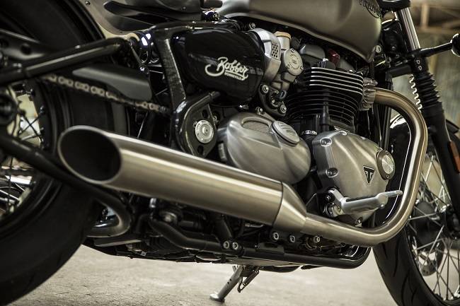 Bonneville Bobber Exhaust