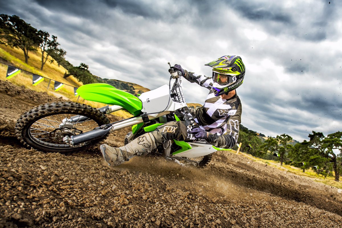 2018 Kawasaki KX250F in action