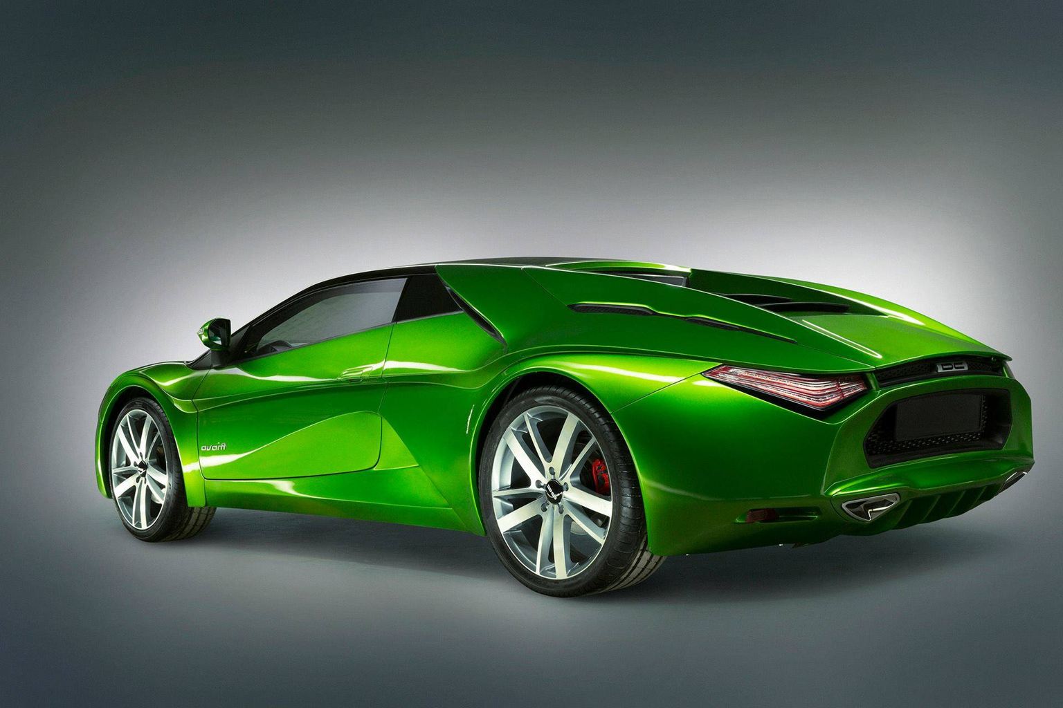 DC Avanti Exterior