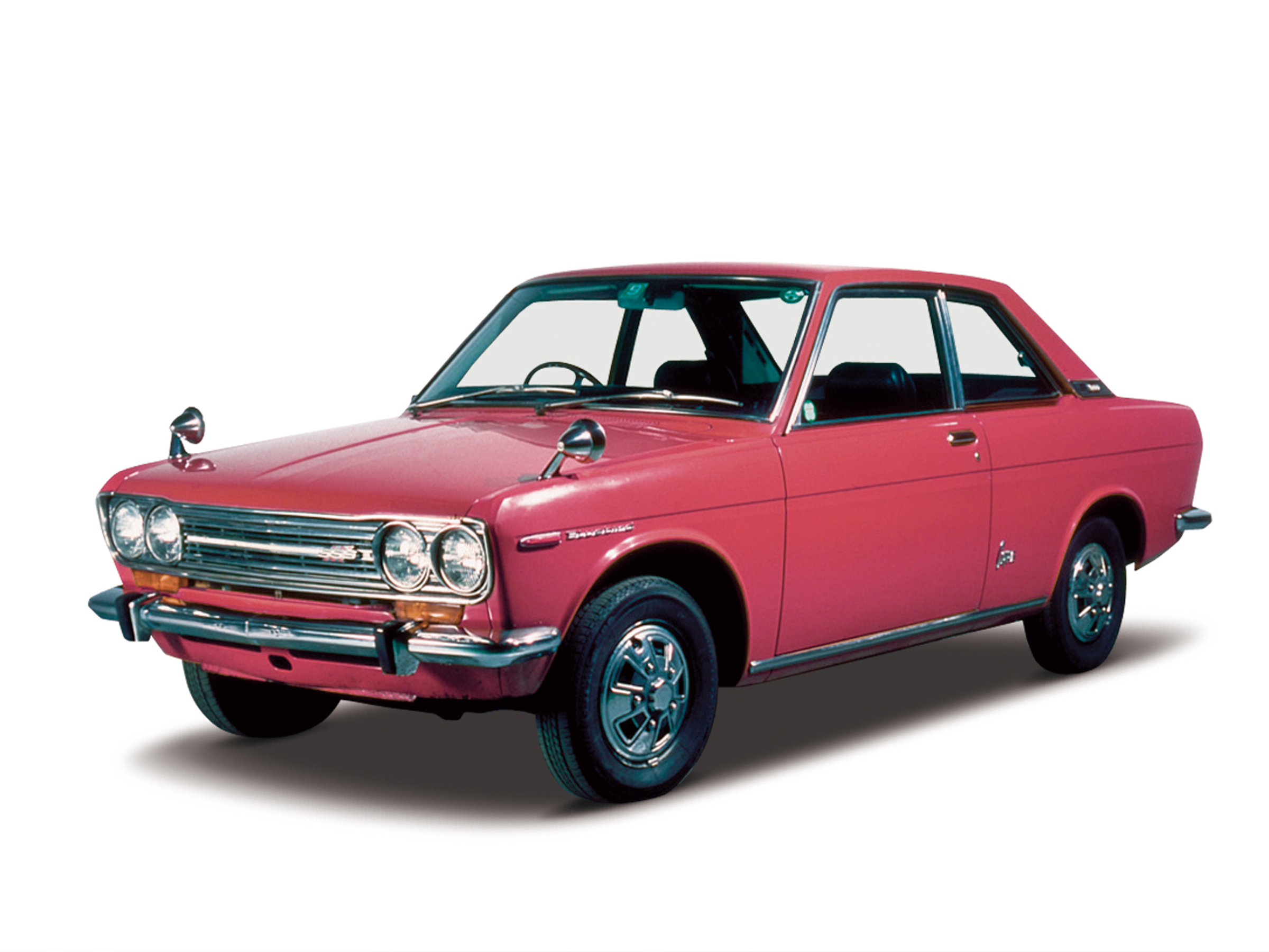 Datsun-showcases-its-80-years-of-History-using-Datsun Bluebird 1600-model