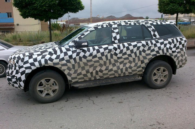 Ford Endeavour Spy Ford Endeavour Spy