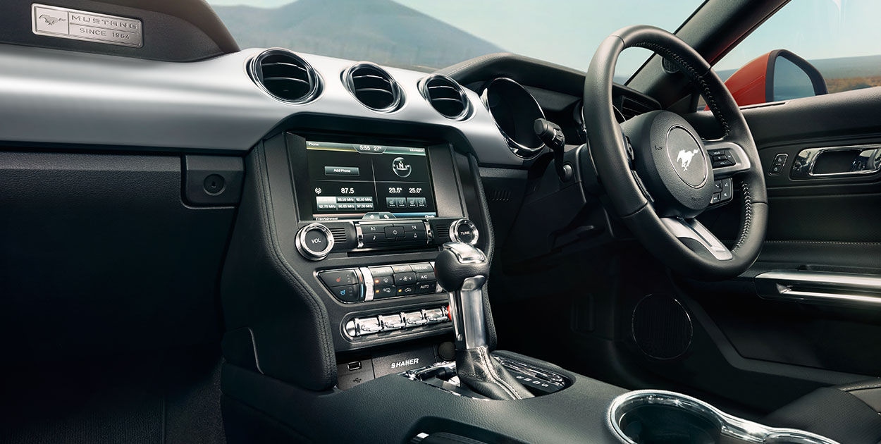 2016 Ford Mustang GT India Interior Dashboard Profile 2016 Ford Mustang GT India Interior Dashboard Profile