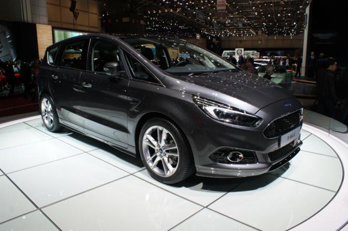 Ford S-MAx