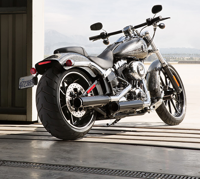 Harley-Davidson Breakout rear View