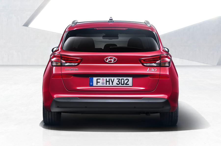 Hyundai i30 Estate version Unwrapped Prior to Geneva Motor Show 2017 Rear Profile