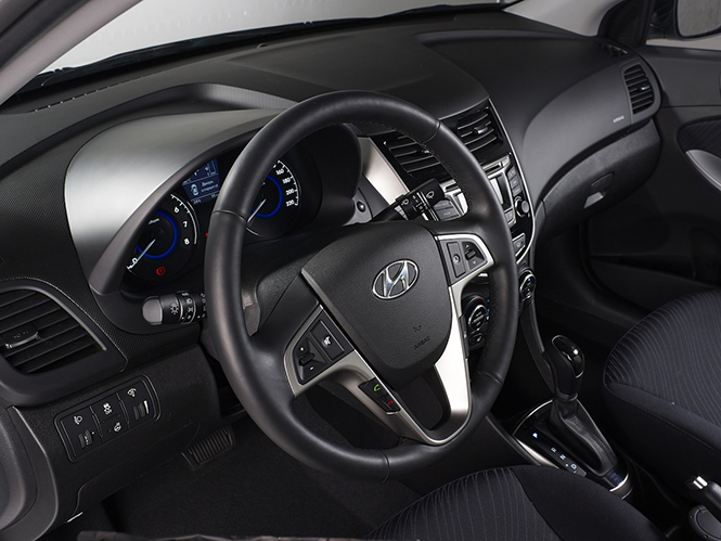 Hyundai Solaris 2014 Interiors