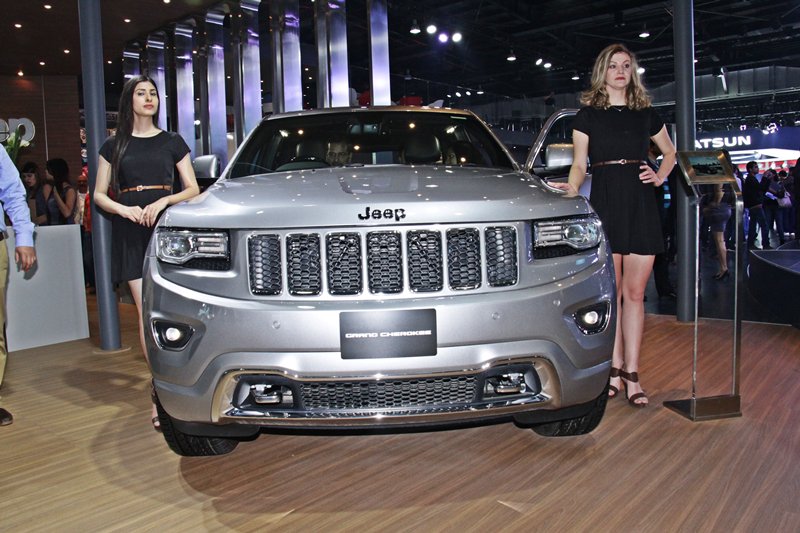 Jeep Grand Cherokee at Front