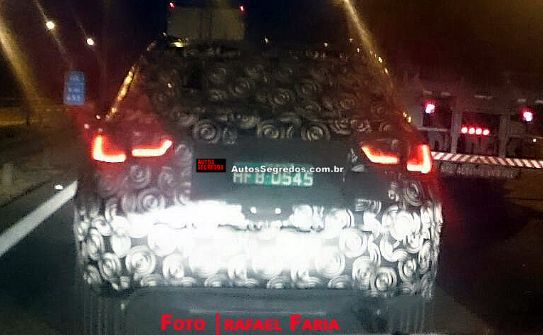 Jeep C-SUV or Project 551 spied rear in Brazil