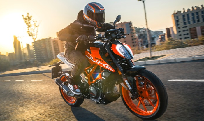 New KTM Duke in action