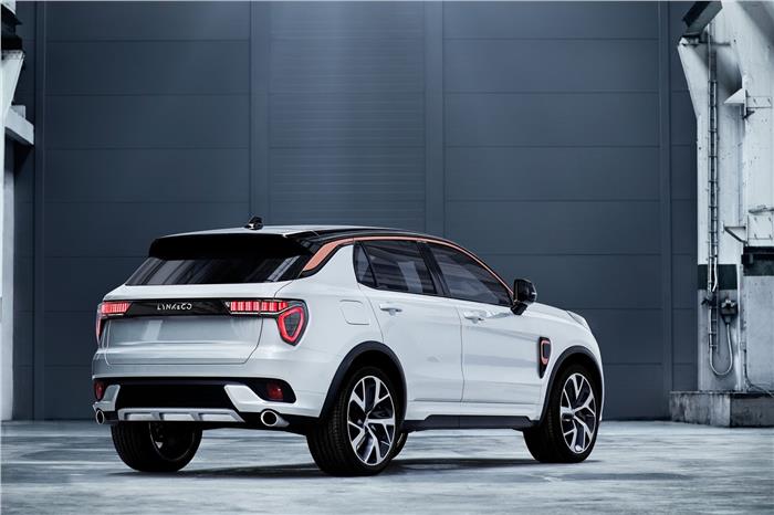 Lynk&Co 01 at rear end