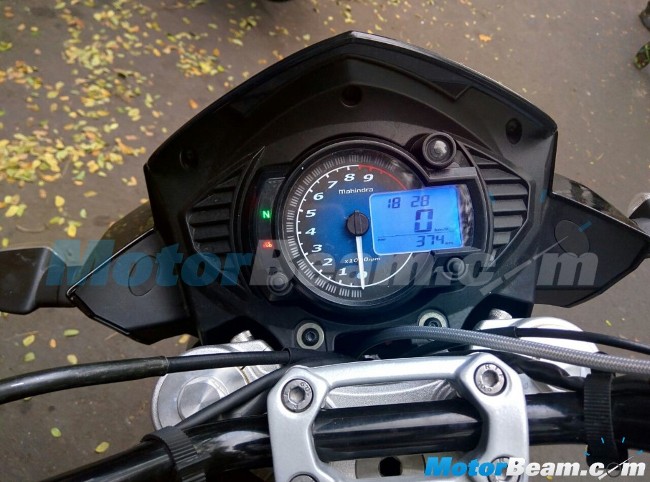 Mahindra Mojo Instrument Console