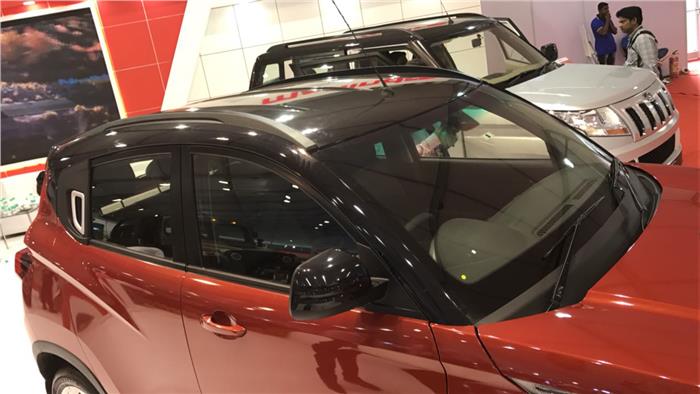 Mahindra KUV100 Anniversary Edition with Black Finished Roof