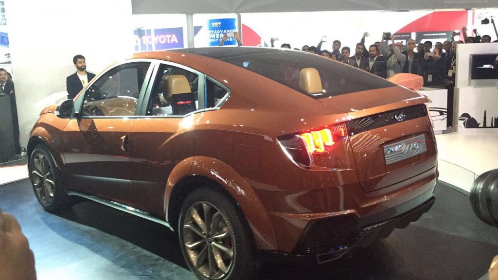 Mahindra XUV Aero Concept Rear End