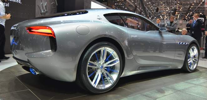 Maserati_Alfieri_Side