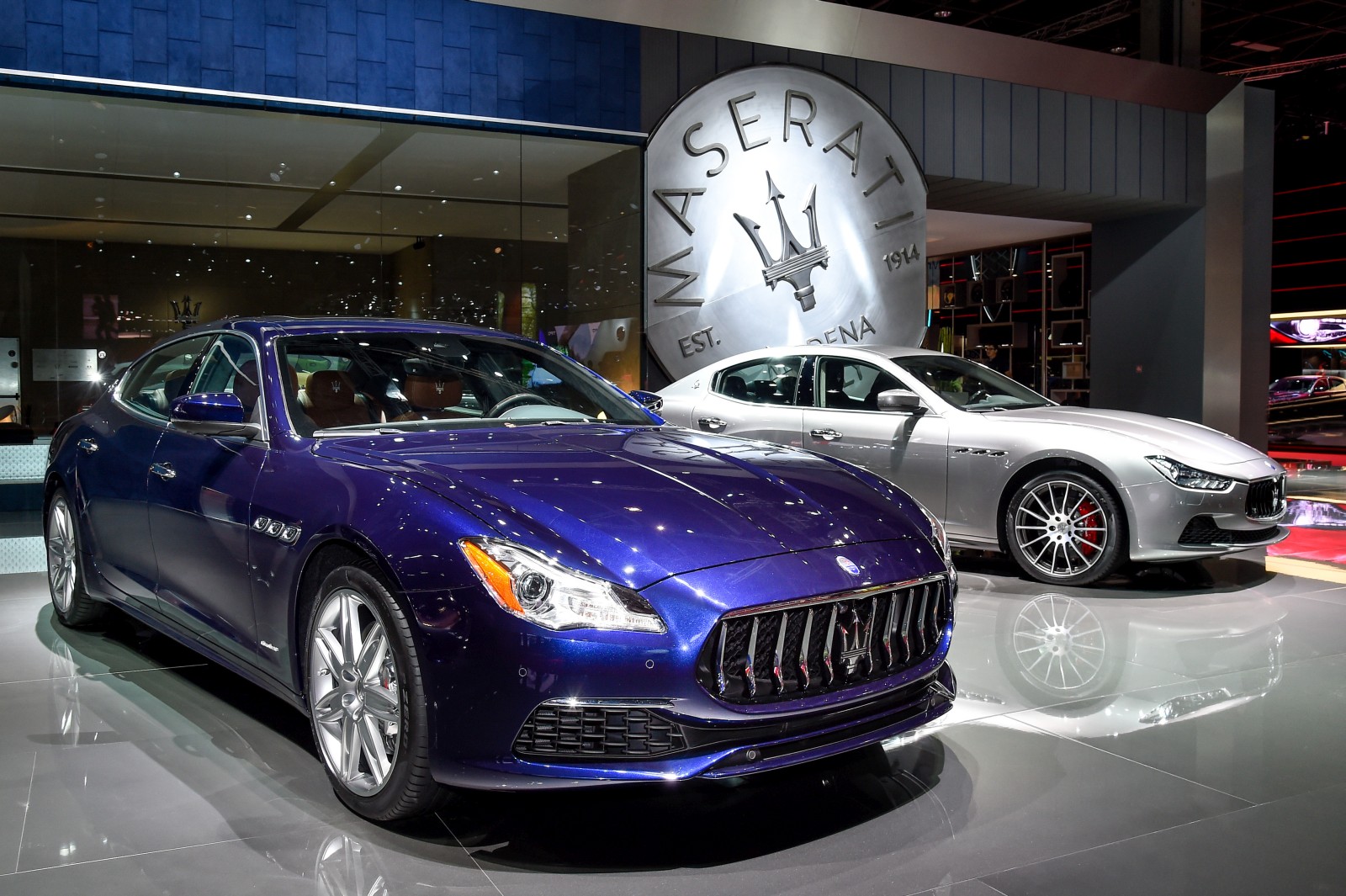 Maserati's Quattroporte and Ghibli Revealed at the 2016 Paris Motor Show