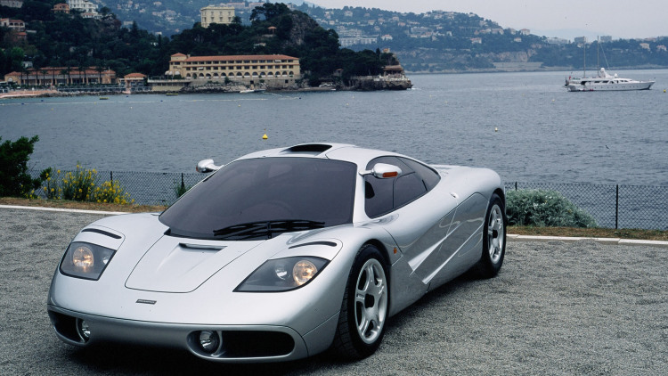 McLaren F1 at Front end