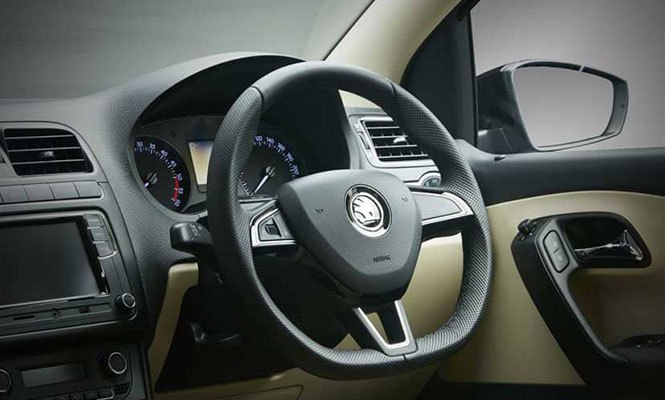 Skoda Rapid Onyx Interior