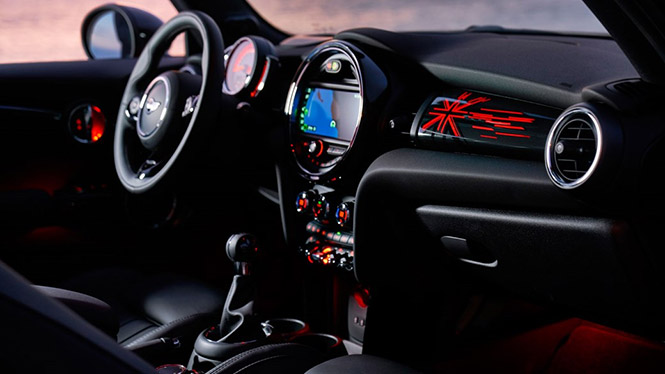 Mini Cooper Facelift Interior