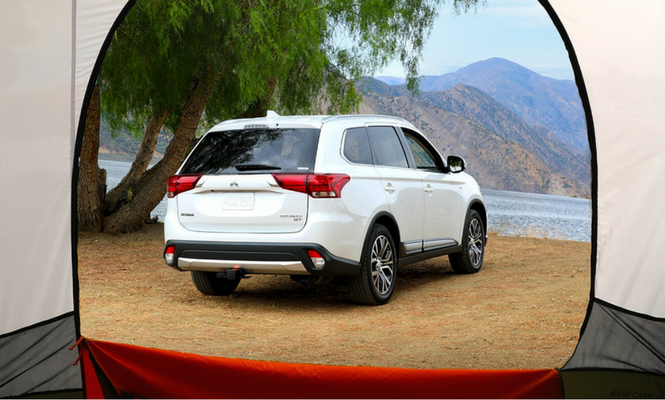 Mitsubishi-Outlander-Rear