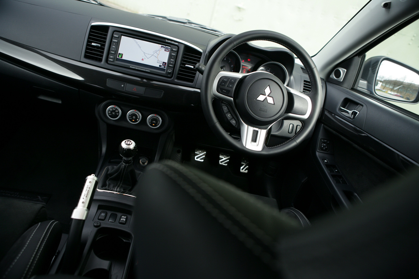 Mitsubishi Lancer Evolution Final Edition Interior