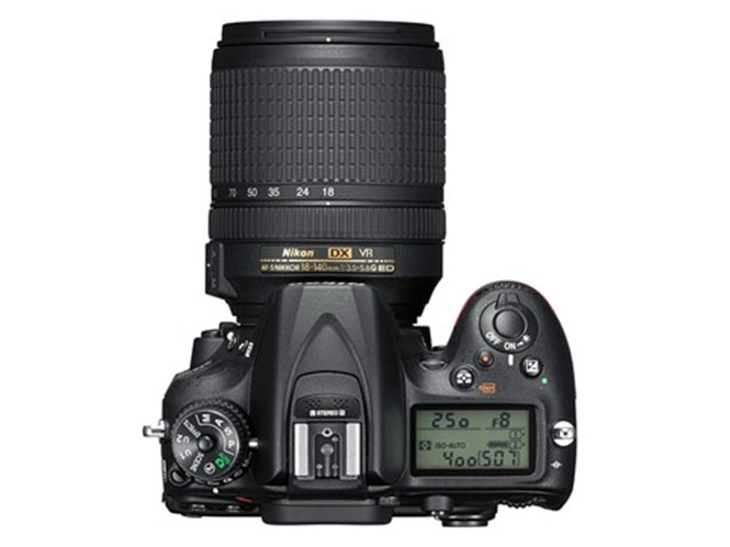 Nikon-D7200-With-Kit-Lens