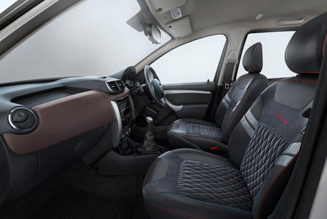 Nissan Terrano Special Sport Edition Interior