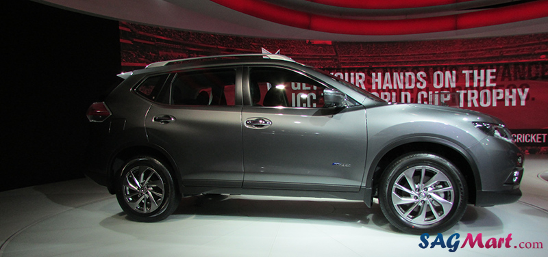 India-Bound Nissan X-Trail Hybrid at front