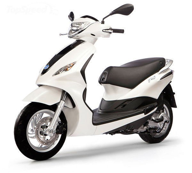 Piaggio Fly 125 Scooter