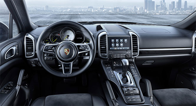 Porsche Cayenne E-Hybrid Interior