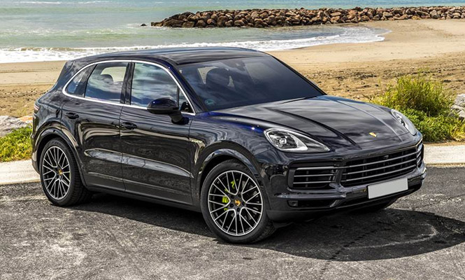 Porsche-Cayenne