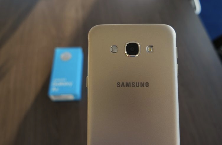 Samsung Galaxy C7