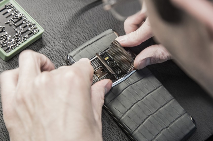 Vertu Signature Touch Smartphone