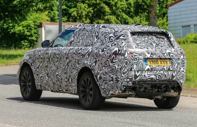 Spied Image of 2018 Range Rover Sport Coupe