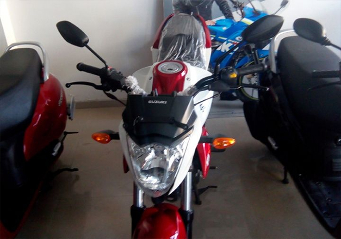 Suzuki Gixxer Dual-tone Paint Suzuki Gixxer Dual-tone Paint