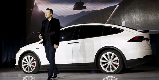Tesla Y SUV Tesla Y SUV
