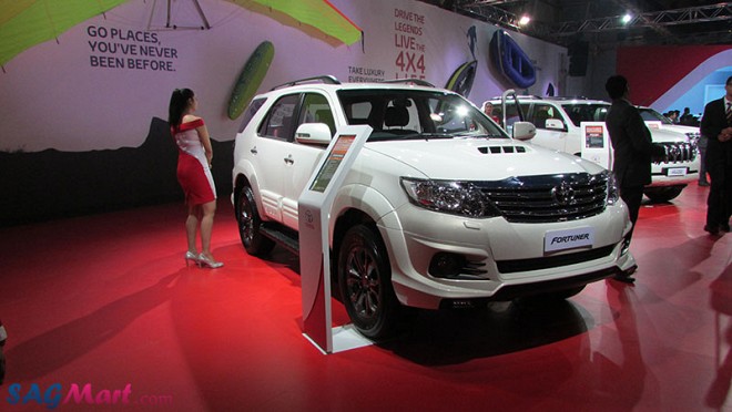 Latest generation Toyota Fortuner at the 2016 auto expo