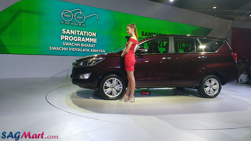 Toyota Innova Crysta Side View Toyota Innova Crysta Side View