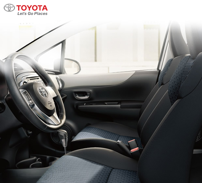 Toyota Yaris 2014 Interiors