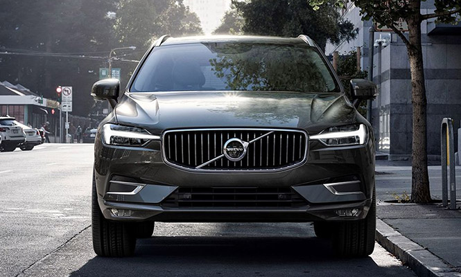 Volvo XC60 D4 Momentum Front