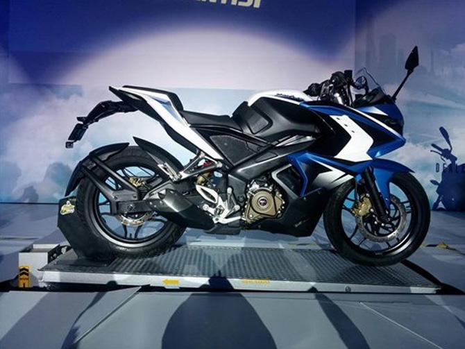 Bajaj Pulsar 200 SS