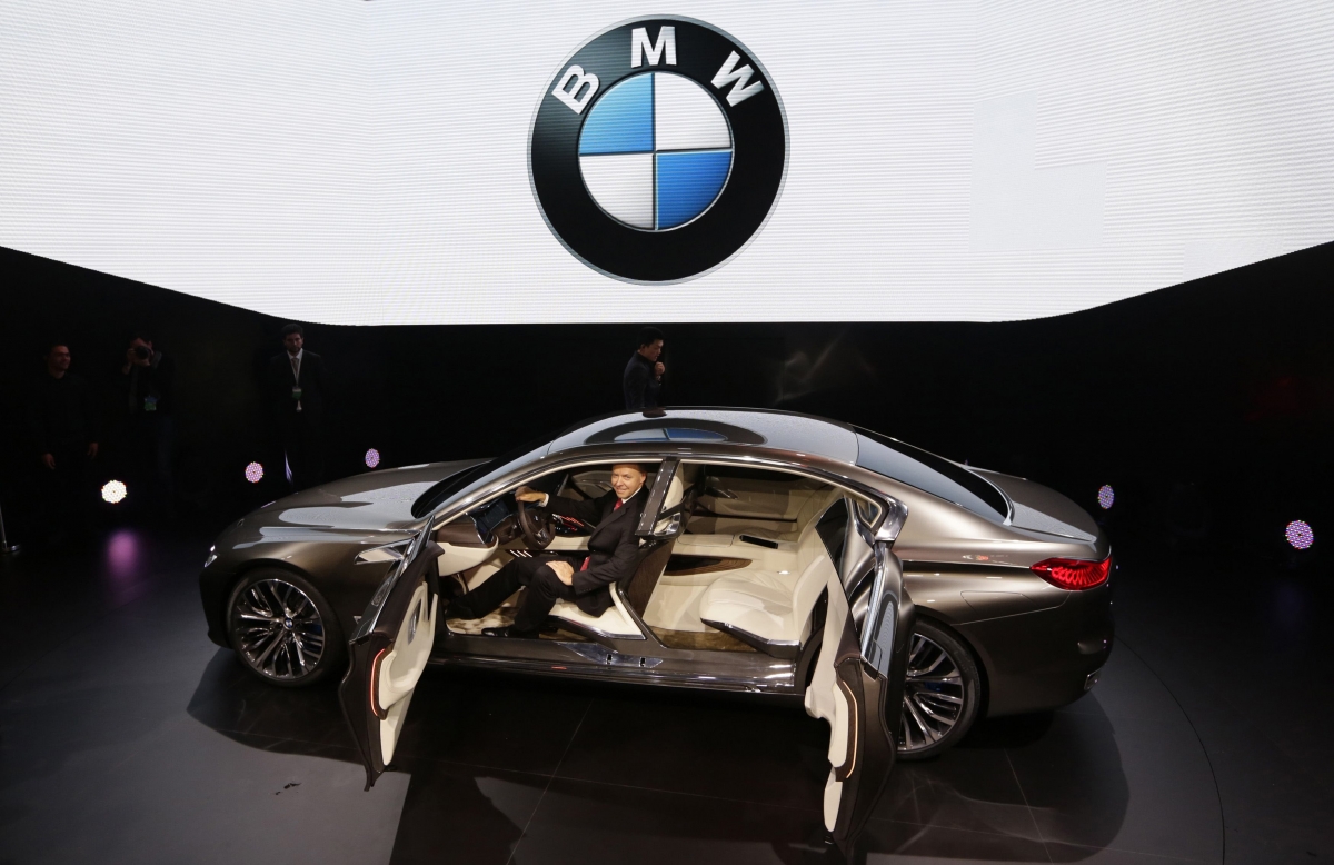 BMW-Vision-Luxury-Concept-Suicide-Doors