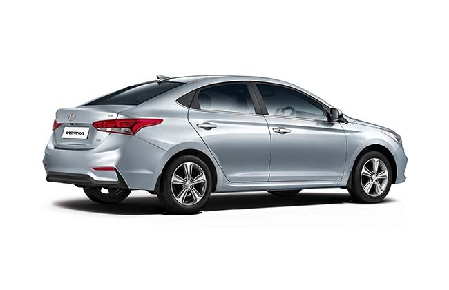 New Hyundai Verna from right rear view