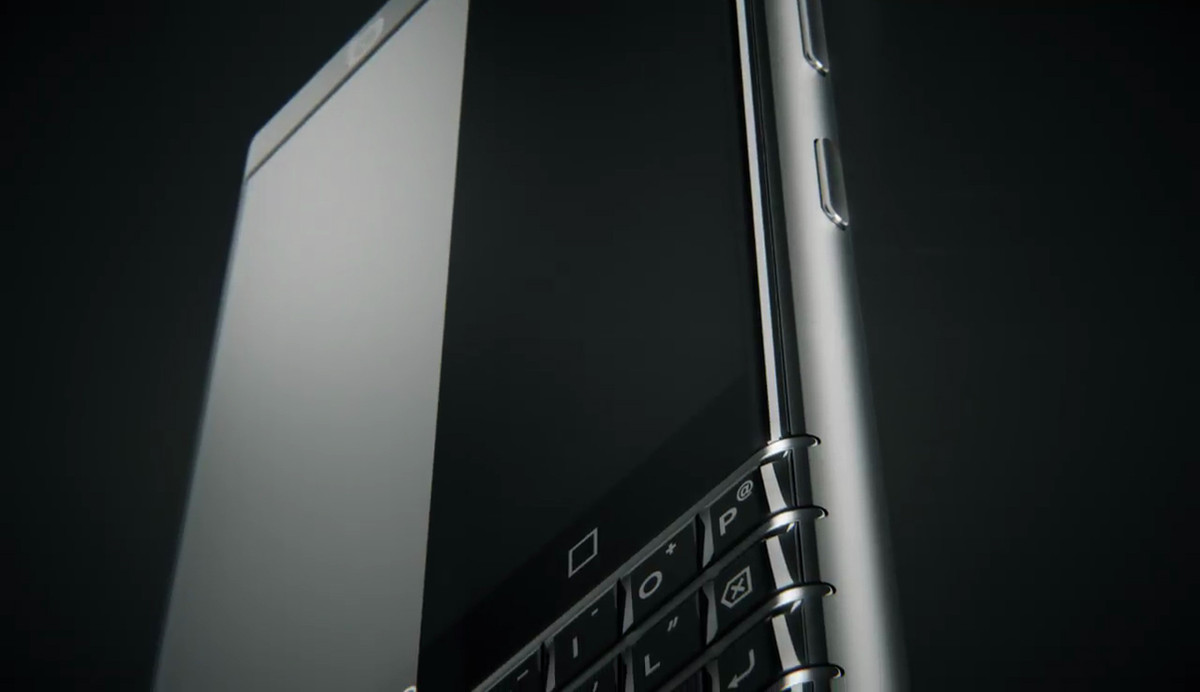 Blackberry DTEK70 with QWERTY keypad