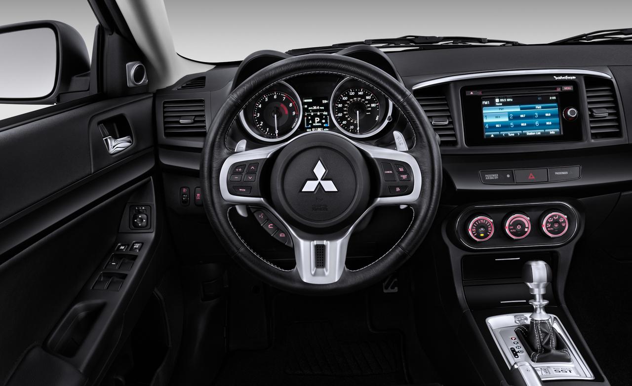 Mitsubishi Lancer Evolution 2015 Interiors