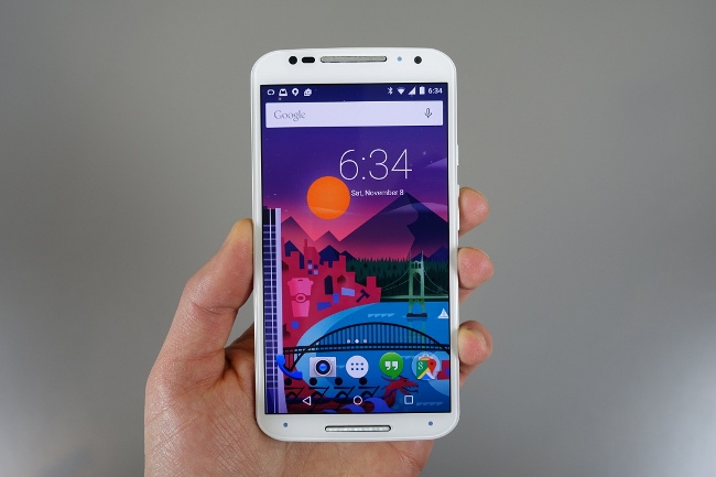 Moto X Gen 2 with Android L