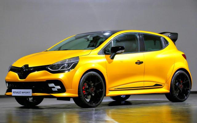 Renault Clio RS Side Profile