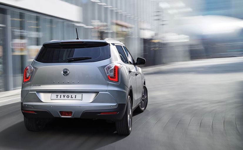 SsangYong Tivoli at the rear end